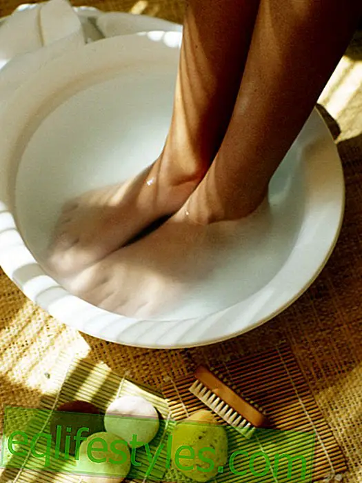 פטרת ציפורניים בריאה בכפות רגליים: האם אתה נמצא בסיכון?