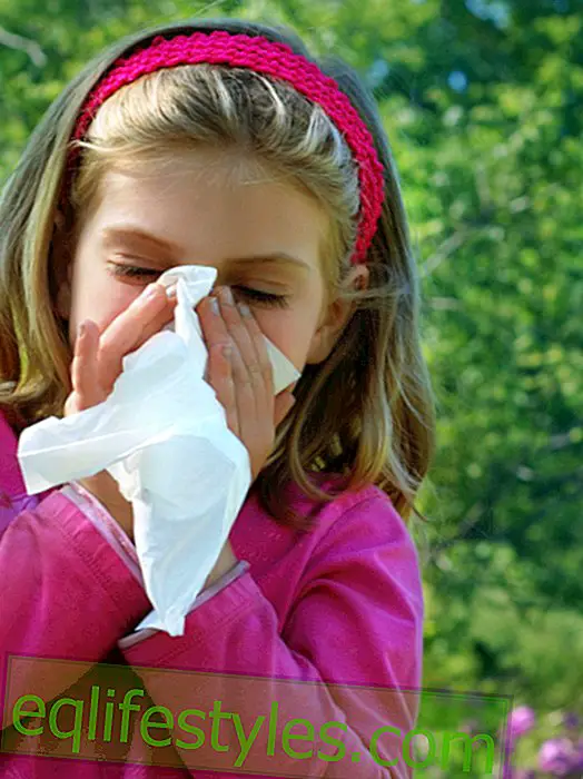 Enfermedad extraña: la niña estornuda 12,000 veces al día