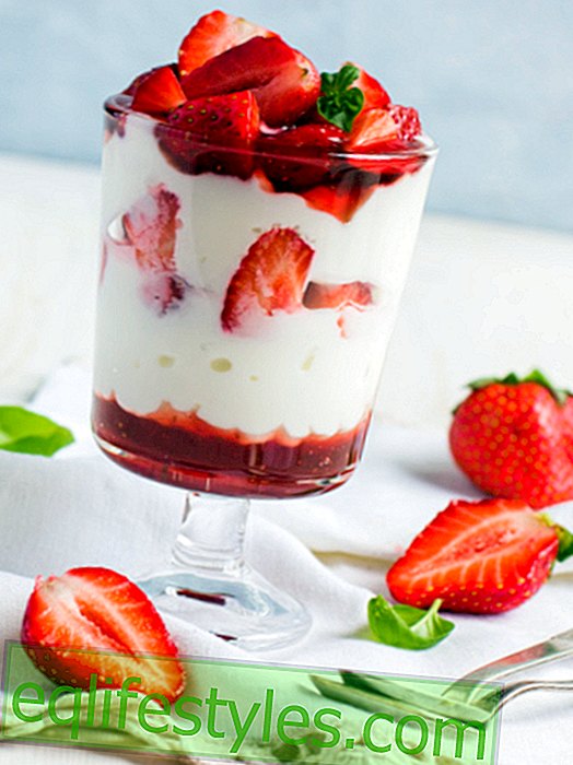 готварски - Ягода Trifle: летен десерт много голям!