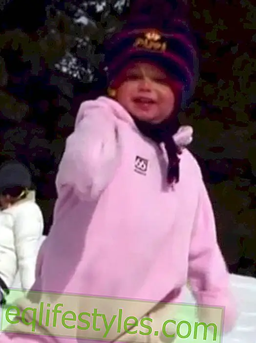 Impressive video: One-year-old girl is a true snowboard professional