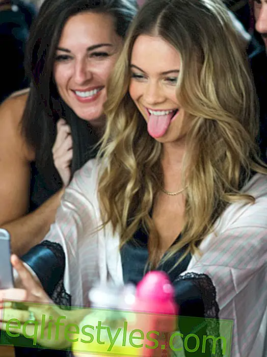 Backstage at Victoria's Secret: That's what the models posted
