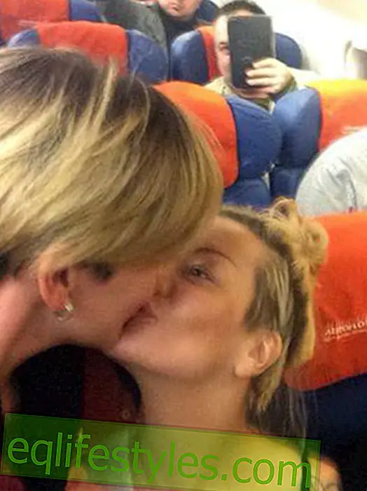 Life - Politician in Rage on Lesbian Selfie