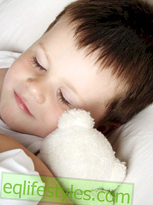 Hot debate on sleep table: when should children go to sleep best?