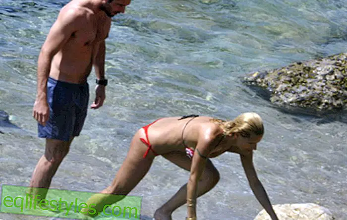 Мішель Хунзікер виманює голі груди в Маямі