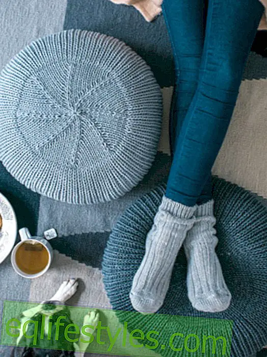 Feet up: knitting instructions for a pouf