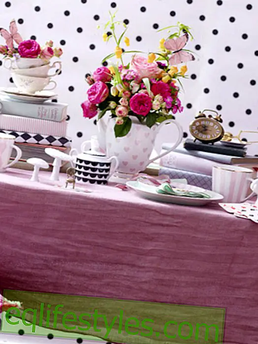 живея: Цветна декорация на маса като в Алиса в страната на чудесата