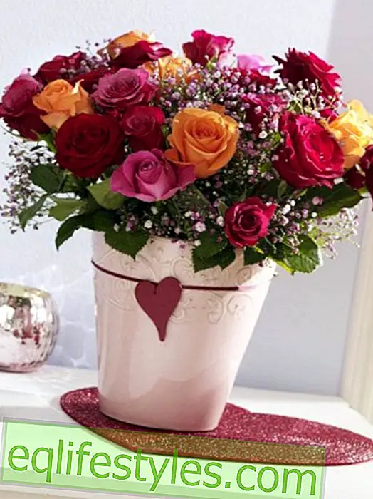 Valentine's bouquet with roses