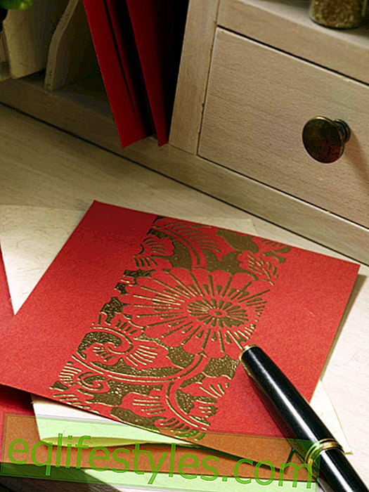 Card with embossing pattern