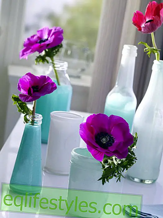 Vases en verre teinté porcelaine