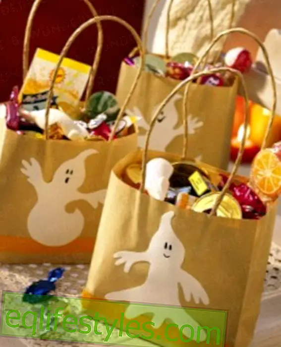 Halloween: cute ghost bags