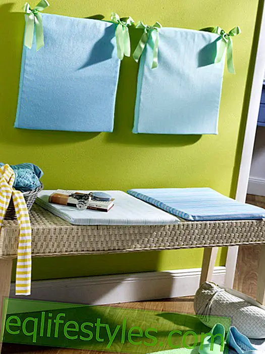 live - Seat cushions in aqua shades for the hallway
