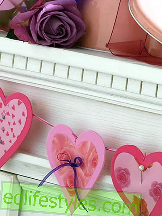Valentine's Day: heart garland