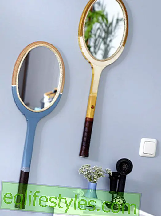 Upcycling: A tennis racket becomes a mirror